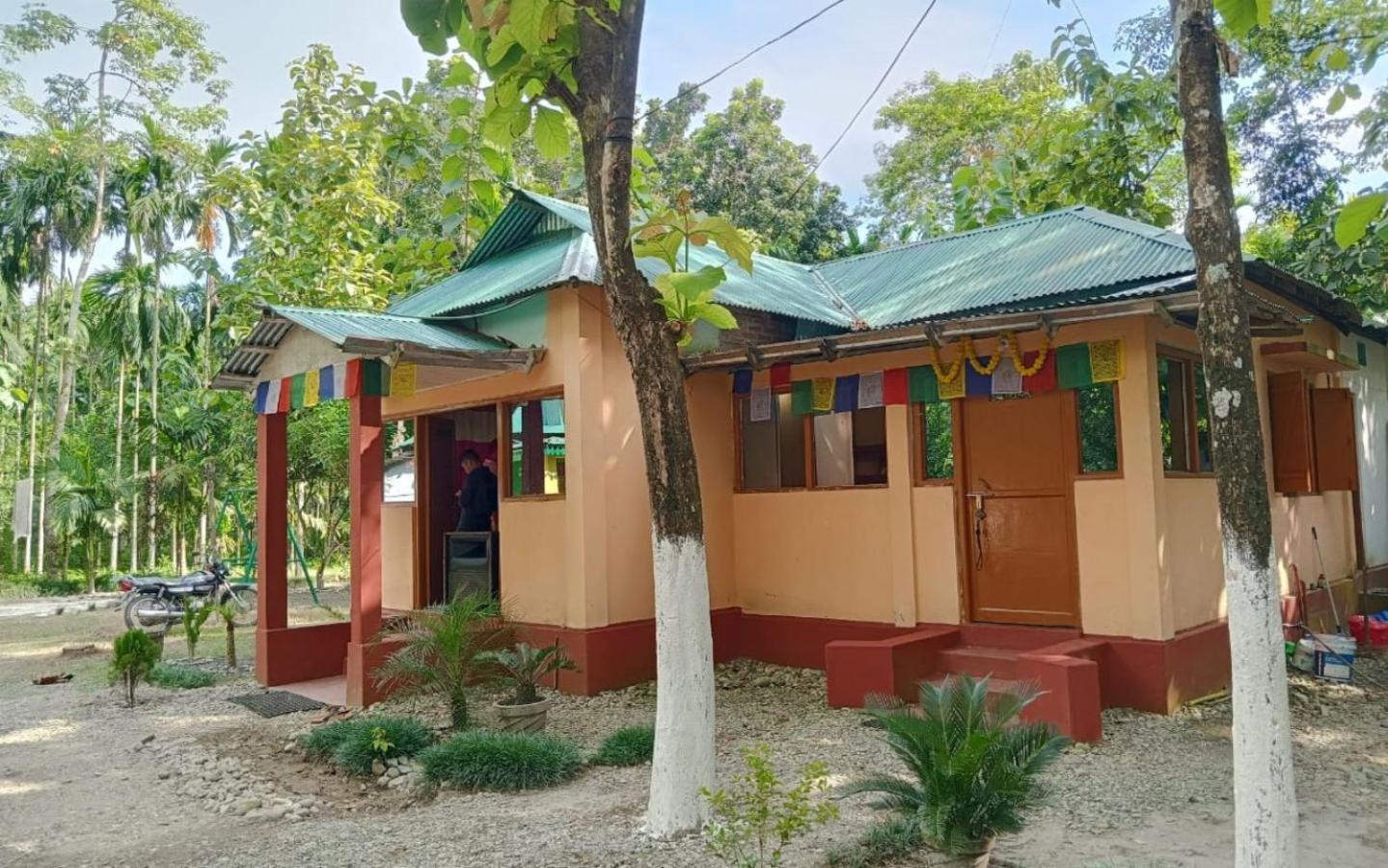Leo Jungle Retreat By Stayapart , Jaldapara Madari Hat Buitenkant foto